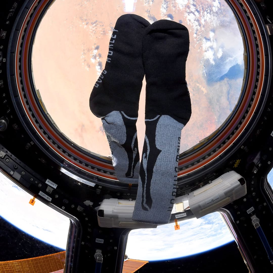 Medias Osomtex en el espacio, de El Peñón a la Estación Espacial Internacional| Medias Osomtex · A bordo de la ISS